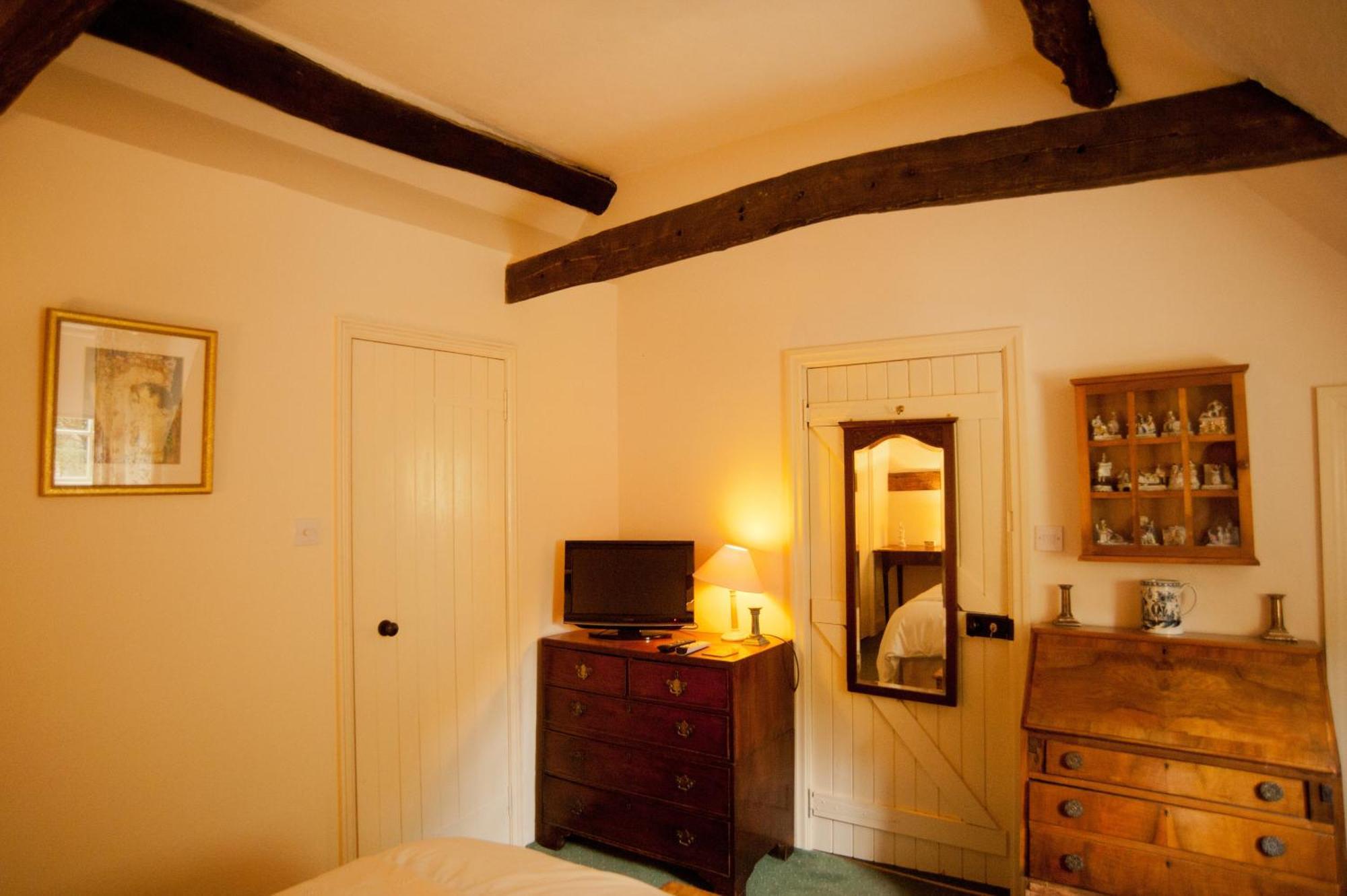 The Old Stables B&B Winslow Номер фото