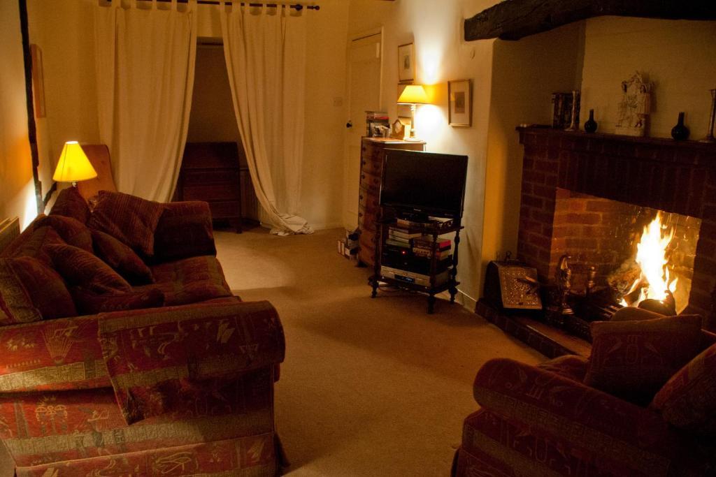 The Old Stables B&B Winslow Екстер'єр фото